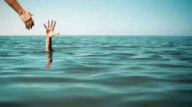 Rize’de denizde akıntıya kapılan yabancı uyruklu kişi boğuldu