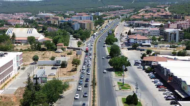 Muğla'da 10 kilometrelik araç kuyruğu