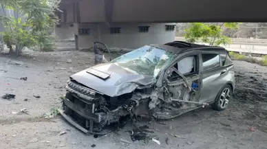 Otomobil viyadükten uçtu: 1 yaralı