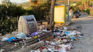 Bodrum'da tatilcilerden geriye çöpleri kaldı