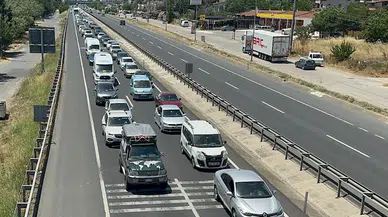 Tekirdağ'dan İstanbul'a son gün dönüş yoğunluğu