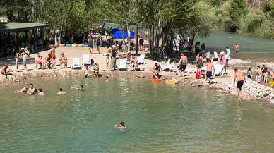 Tunceli’ye son bir haftada nüfusun yarısı kadar araç, iki katına yakın turist geldi