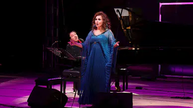 'Dünya Anne' şarkıları Marmaris'te yankılandı