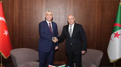 Bakan Bolat, Cezayirli mevkidaşı Zitouni ile bir araya geldi