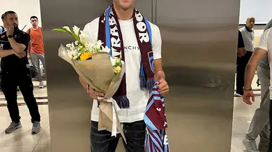 Trabzonspor’un yeni transferleri John Lundstram ve Borna Barisic, Trabzon’a geldi