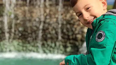 Otomobilin çarptığı çocuk hayatını kaybetti