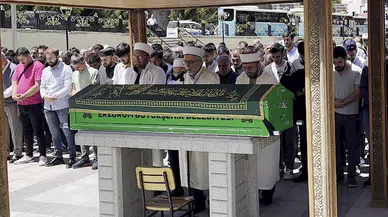 Sitenin bahçesinde oynarken otoparktan çıkan otomobilin altında kalan Alparslan öldü (2)