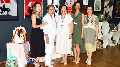 'Kadın Her Yerde' sergisi