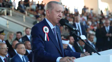 Erdoğan: FETÖ'nün kalıntılarını temizleme operasyonlarımız aralıksız sürüyor