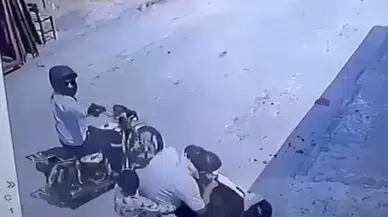 Torunlarının gözü önünde tabancayla başından vuruldu; saldırı anı kamerada