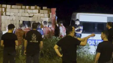 Tuğla yüklü TIR’daki gizli bölümde 30 kaçak göçmen yakalandı