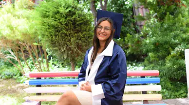 Okul kaydını yaptıracağı gün babasını kaybeden Bilge'nin başarı hikayesi