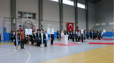 KTÜ Of Teknoloji Fakültesinde mezuniyet sevinci