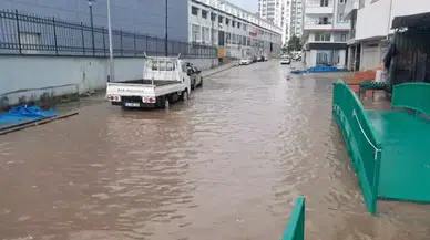 Rize'de sağanak, taşkın ve heyelanlara neden oldu