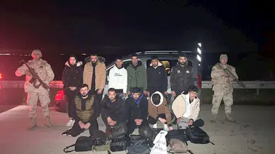  Edirne'de 11 kaçak göçmen ile 1 organizatör yakalandı