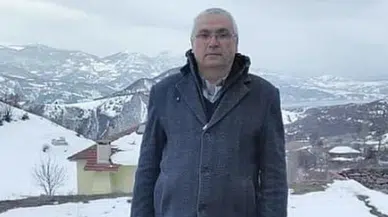 Traktör, şarampole devrildi; köy muhtarı öldü