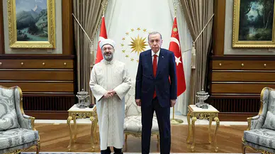 Cumhurbaşkanı Erdoğan, Diyanet İşleri Başkanı Erbaş ile görüştü