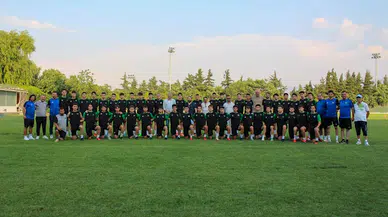 Denizlispor'da gençler sahaya indi