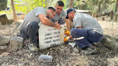 Adana’da mezar taşlarına saldırı (2)