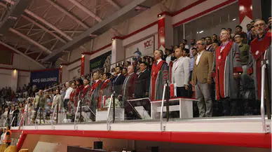 Samsun Üniversitesinde mezuniyet töreni düzenlendi