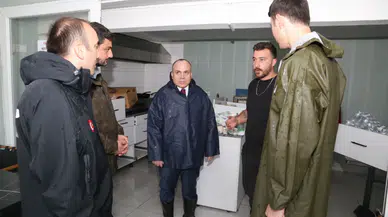 Arhavi’de Yoğun Yağışın Ardından Belediye Ekipleri Sahada