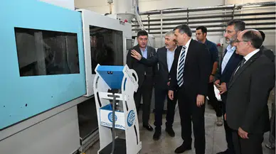 Erzurum Valisi Mustafa Çiftçi, ERKO Plastik Fabrikası'nı Ziyaret Etti