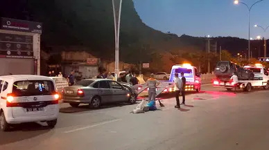 Afyonkarahisar'da zincirleme kaza: 3 yaralı