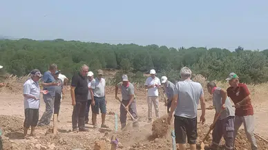 Ölümünden 11 yıl sonra toprağa verildi