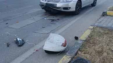 Karabük'te otomobille çarpışan motosikletteki 2 kişi yaralandı