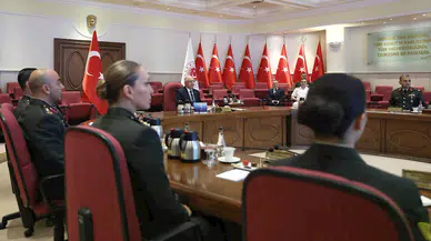 Bakan Güler, Kara Kuvvetleri Komutanı Bayraktaroğlu ve personelini kabul etti