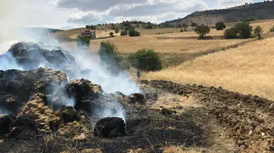 Tokat'ta çıkan yangında 400 saman balyası yandı 