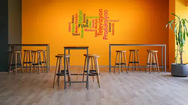  Demirören Medya ve Teknoloji Mesleki ve Teknik Anadolu Lisesi'nden yüzde 1'lik dilimde olan her öğrenciye burs 