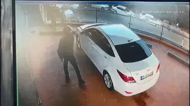 İstanbul - Esenyurt'ta oto galeriye silahlı saldırı kamerada