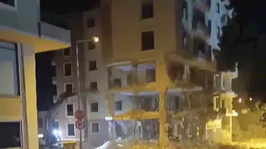 Gaziantep’te 6 katlı bina yıkımda çöktü