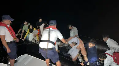 Çeşme açıklarında 59 kaçak göçmen yakalandı