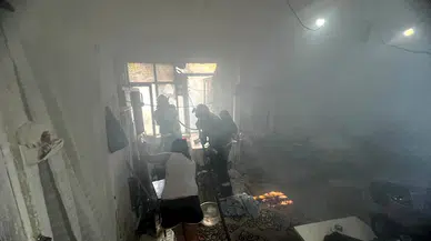 Bir gün sonra kentsel dönüşüme girecek gecekonduda yangın