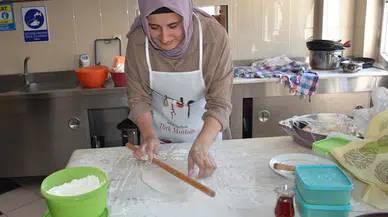 Boyabat'ta öğretmenler arası yemek yarışması düzenlendi 