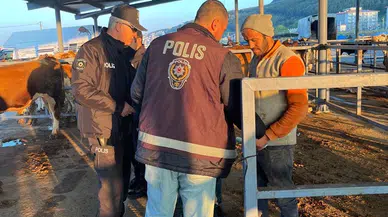 Gerede'de polis ekipleri, hayvan pazarında sahte parayla dolandırıcılık ihtimaline karşı uyardı