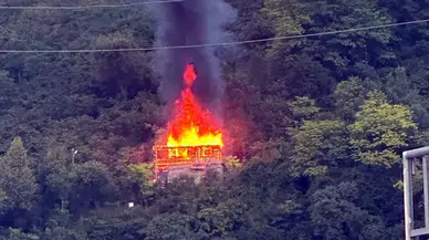 Ordu'da ahşap ev alev alev yandı