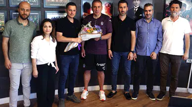 TSYD Trabzon Şubesi üyelerinden Trabzonspor Teknik Direktörü Abdullah Avcı'ya ziyaret