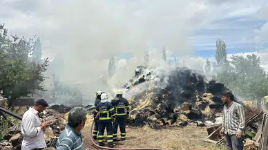 Sivas’ta yangında bin balya saman zarar gördü