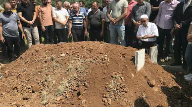 Trafik kazasında karnındaki bebeğini kaybeden anne ile kız kardeşi de öldü (3)