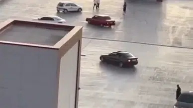 Ankara'da hastane otoparkında drift yaptı; o anlar kamerada