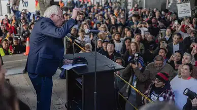 Sanders'tan Netanyahu'nun ABD Kongresi'ne davet edilmesine tepki