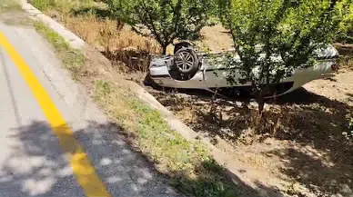 Otomobil, virajda takla attı: 3’ü çocuk, 5 yaralı