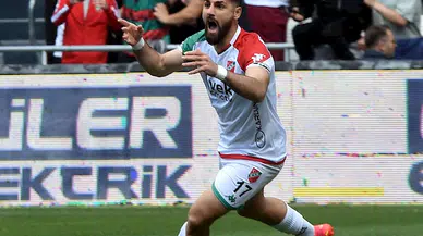 Karşıyaka'da Enes Nalbantoğlu kalacak