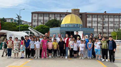 Samsun'da öğrenciler "Gazze için nöbet alanı"nı ziyaret etti