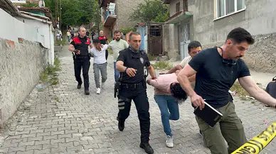 Eskişehir'de Afgan uyruklu aileler arasında bıçaklı 'çocuk' kavgası; 2'si ağır 3 yaralı