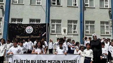 Rize'de ilkokul öğrencilerinden Filistin'e destek