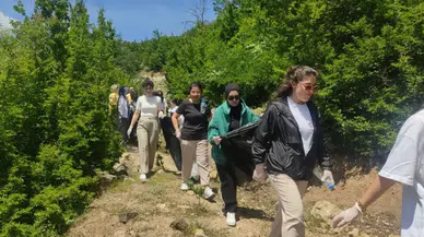 Gençlerden Örnek Davranış: Çoruh Yurdu Ailesi, KYK Ormanlarında Çevre Temizliği Yaptı